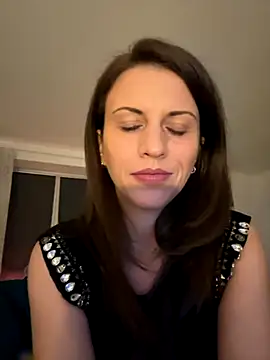 ScarlettNoirr online show from 11/19/25, 08:42