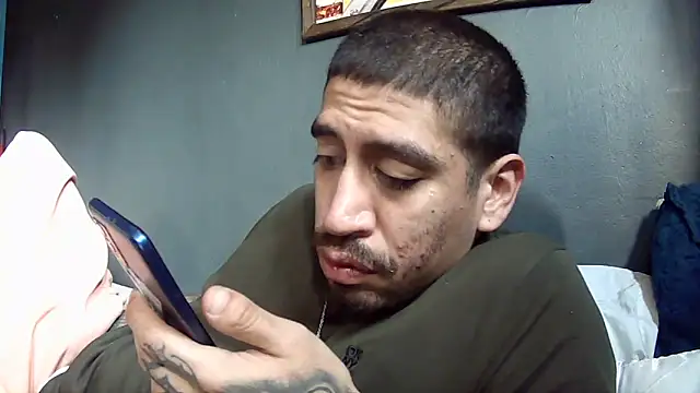 busnfatnutsLildee online show from 12/21/25, 07:54