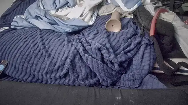 jasoncali305 online show from 11/03/25, 08:15