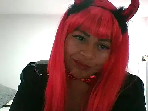 adri89-g online show from 10/31/25, 12:50