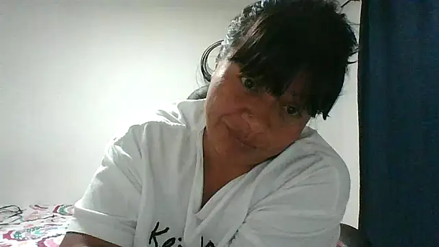 adri89-g online show from 02/03/26, 03:26