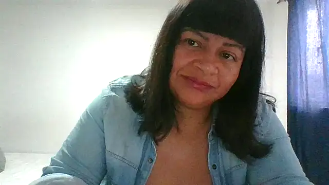 adri89-g online show from 02/12/26, 01:39