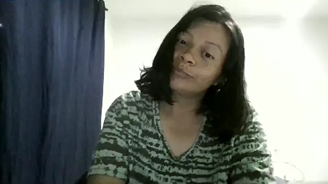 adri89-g online show from 06/01/26, 12:56