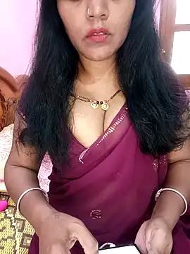 Snapshot of KannadaTamilTeluguBeauty chatting on 04/25/26, 10:29 KannadaTamilTeluguBeauty online show from 04/25/26, 10:29