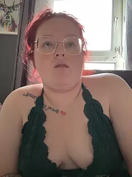 Snapshot of AmberBliss-X chatting on 11/02/25, 03:36 AmberBliss-X online show from 11/02/25, 03:36