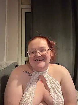 Snapshot of AmberBliss-X chatting on 11/14/25, 09:35 AmberBliss-X online show from 11/14/25, 09:35