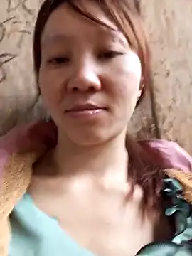 bonnie-00 online show from 04/19/26, 02:11