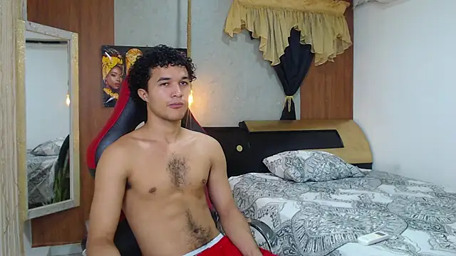 Snapshot of fire_drako_ chatting on 10/14/25, 12:11 fire drako online show from 10/14/25, 12:11