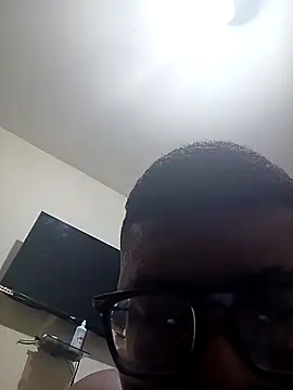 Elsuave28 online show from 10/18/25, 11:05
