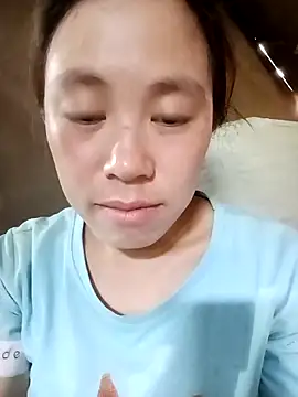 Snapshot of lyuyenkk chatting on 09/23/25, 04:04 lyuyenkk online show from 09/23/25, 04:04