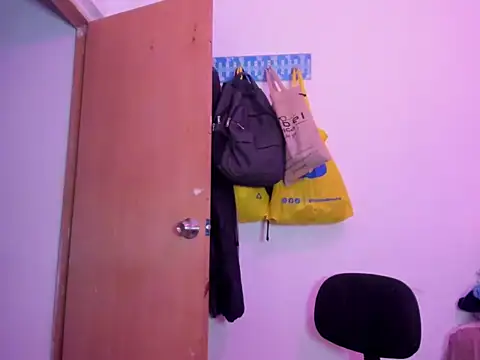 Annie rosse1017 online show from 02/11/26, 06:07