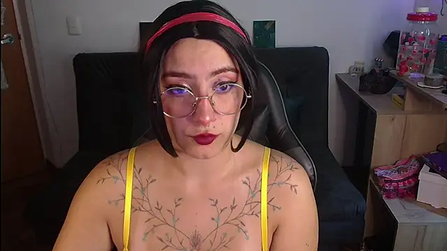 Miacatsito3 online show from 10/30/25, 09:37