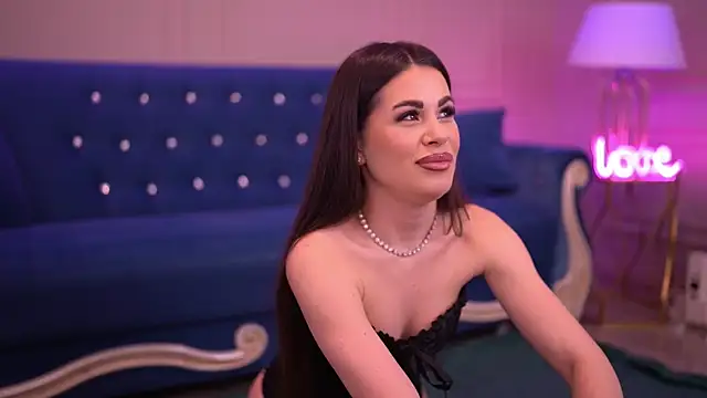 Snapshot of KatieHayes chatting on 02/08/26, 06:55 KatieHayes online show from 02/08/26, 06:55