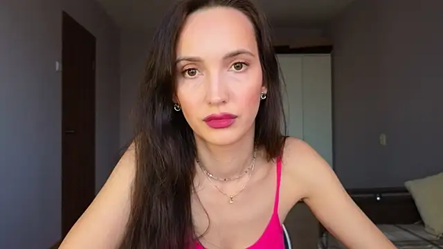 Snapshot of Lillian-Clark chatting on 01/10/26, 11:01 Lillian-Clark online show from 01/10/26, 11:01