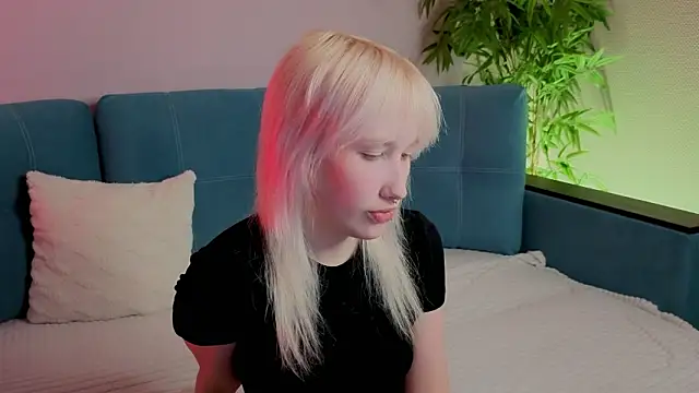 evlica online show from 03/17/26, 02:09