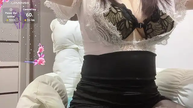 janequeen online show from 04/17/26, 03:04