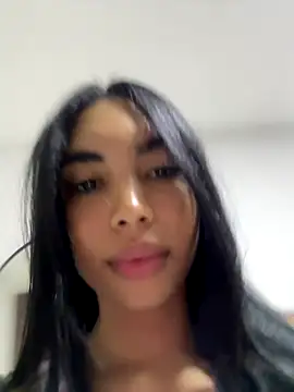 Snapshot of karolaalcendra chatting on 10/12/25, 01:26 karolaalcendra online show from 10/12/25, 01:26