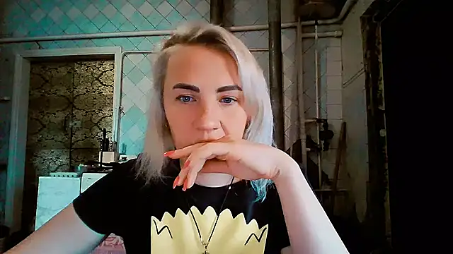 EmmaCat  online show from 02/09/26, 08:40