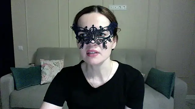 Snapshot of Myrisse chatting on 10/23/25, 04:39 Myrisse online show from 10/23/25, 04:39