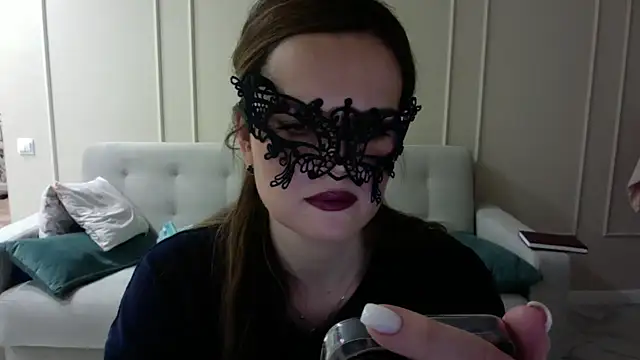 Snapshot of Myrisse chatting on 11/03/25, 06:09 Myrisse online show from 11/03/25, 06:09