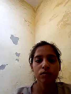 Saloni-Gupta online show from 09/27/25, 03:44