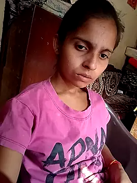 Saloni-Gupta online show from 10/21/25, 08:59