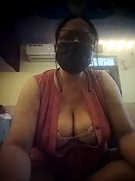 thehotlady online show from 04/20/26, 11:35