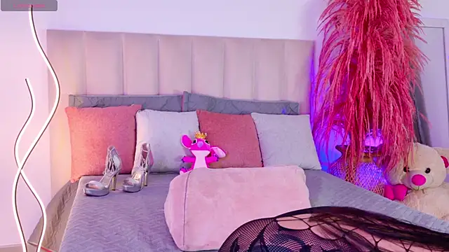 sofiawalker online show from 09/22/25, 07:27