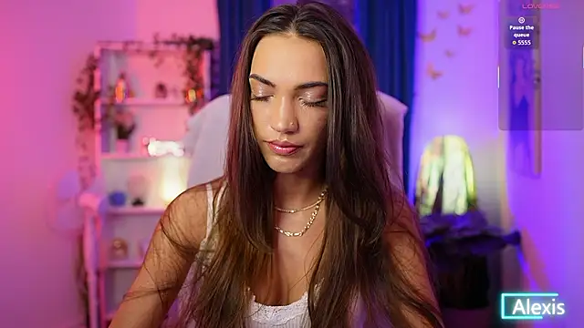 Alexis Love  online show from 02/02/26, 07:23