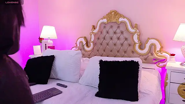 AryCorinne online show from 06/05/26, 03:02