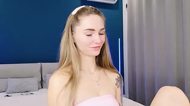 Melloudy online show from 10/24/25, 06:54