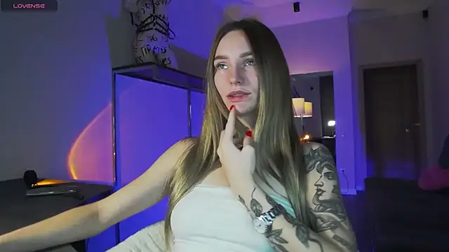 Melloudy online show from 11/10/25, 06:56