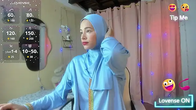 ShanaJamil online show from 11/21/25, 12:04