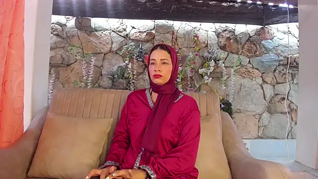 ShanaJamil online show from 07/16/26, 12:11