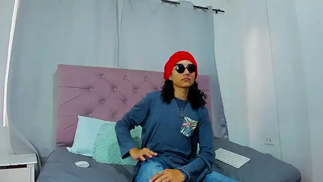 EthanBlackwoodd online show from 01/31/26, 08:07