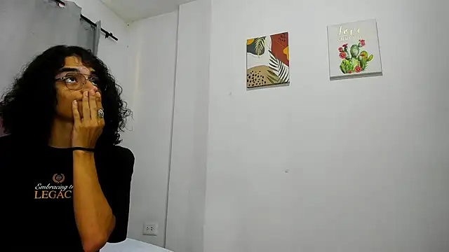 EthanBlackwoodd online show from 02/04/26, 08:36