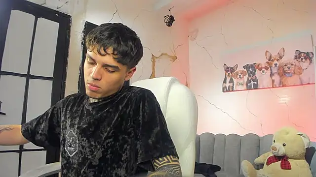 Declan-Fox online show from 11/14/25, 04:44