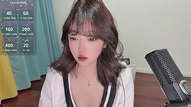 Lucky Cici online show from 12/14/25, 06:34