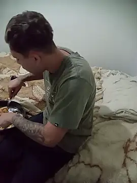 becmz online show from 04/12/26, 03:55