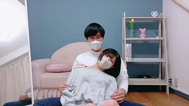 Ruru-shuv online show from 10/31/25, 09:21