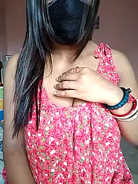 Snapshot of Bengalibeauty96 chatting on 05/31/26, 02:42 Bengalibeauty96 online show from 05/31/26, 02:42