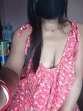 Snapshot of Bengalibeauty96 chatting on 06/05/26, 12:00 Bengalibeauty96 online show from 06/05/26, 12:00