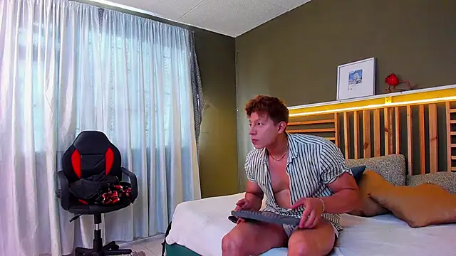 arnold taylor online show from 10/01/25, 09:21