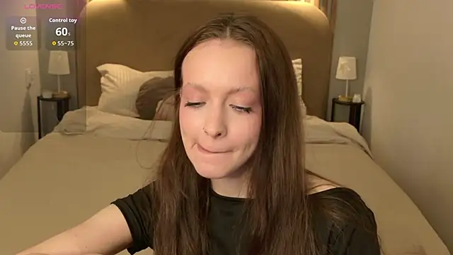 Snapshot of SallyPinkman chatting on 06/03/26, 10:18 SallyPinkman online show from 06/03/26, 10:18