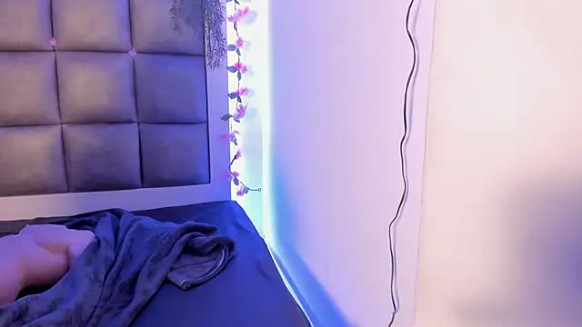 abbiecollins js online show from 02/03/26, 06:40