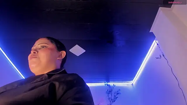 abbiecollins js online show from 04/07/26, 03:51