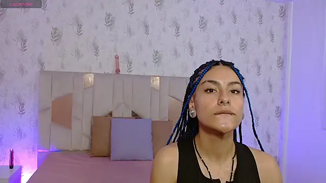 DAKOTA TAY1 online show from 10/10/25, 11:42