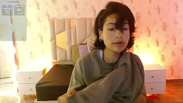 DAKOTA TAY1 online show from 11/05/25, 11:43