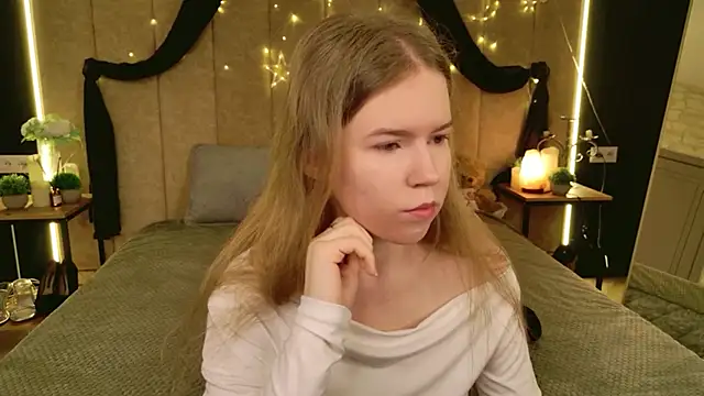 Alida Brice online show from 03/24/26, 05:23