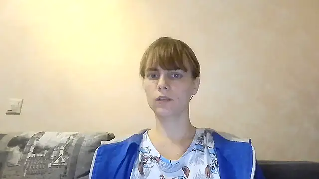 Snapshot of Loriven chatting on 09/26/25, 07:51 Loriven online show from 09/26/25, 07:51